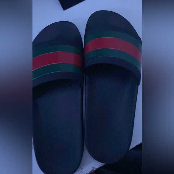 Gucci Slide - Picture 2 of 2